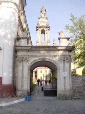 Тріумфальна арка в Кам'янці-Подільському